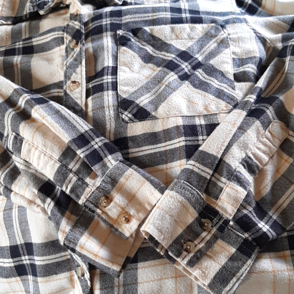 AZ. Jean Co. Blouse - Picture 2 of 7